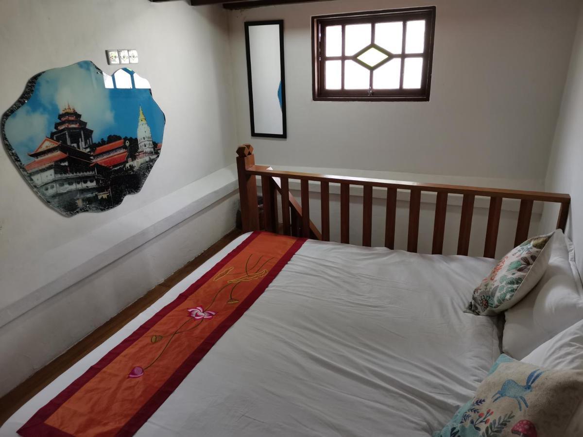 Rangoon Residences + Homestay George Town